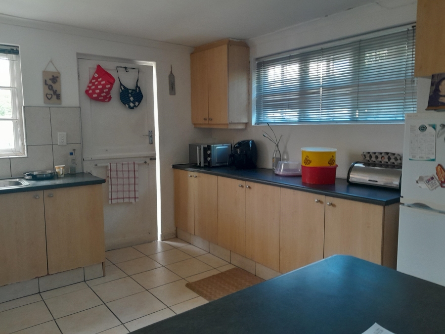 To Let 1 Bedroom Property for Rent in Thornton Western Cape